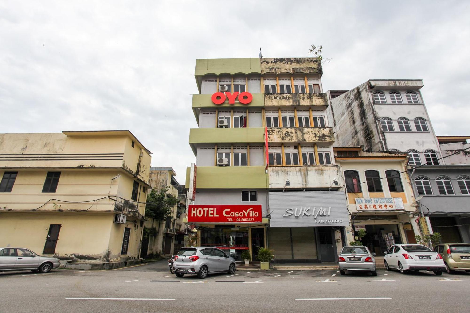 Oyo 89549 Casavilla Hotel Taiping Exterior foto